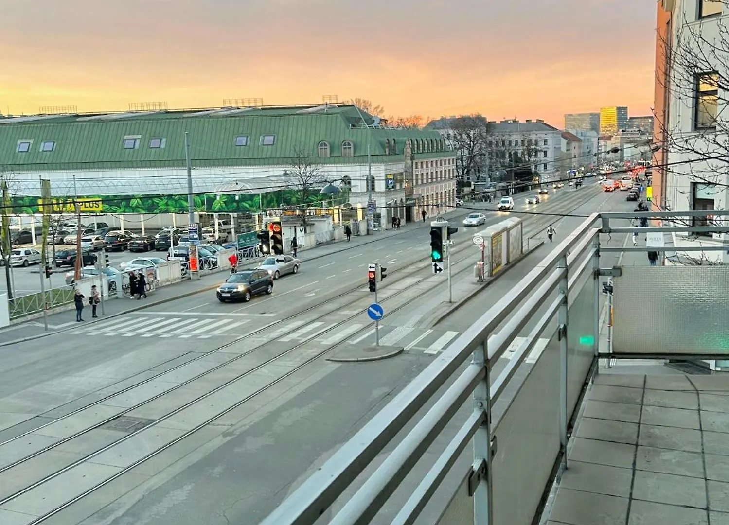 Lägenhet Central Spacious Flat With Balcony City View Wien